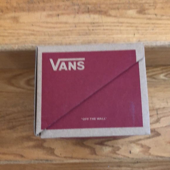 📦Two for $10📦 Vans shoe box - Picture 2 of 3